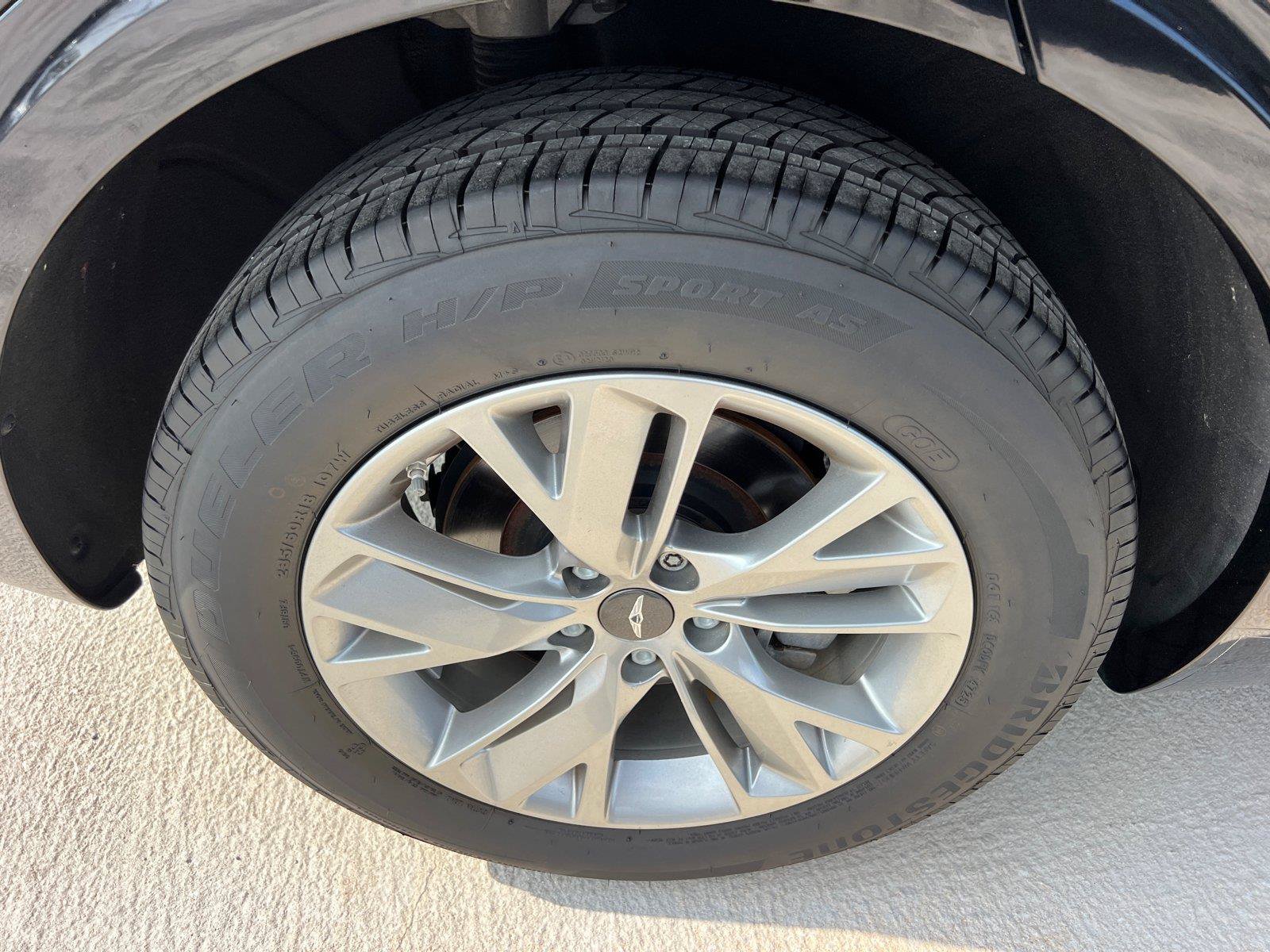 Used 2023 Genesis GV70 2.5T AWD/4WD image 16