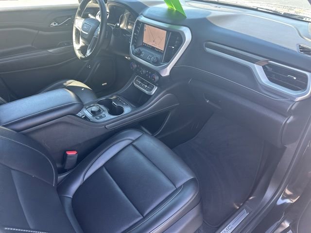 Used 2023 GMC Acadia SLT image 23
