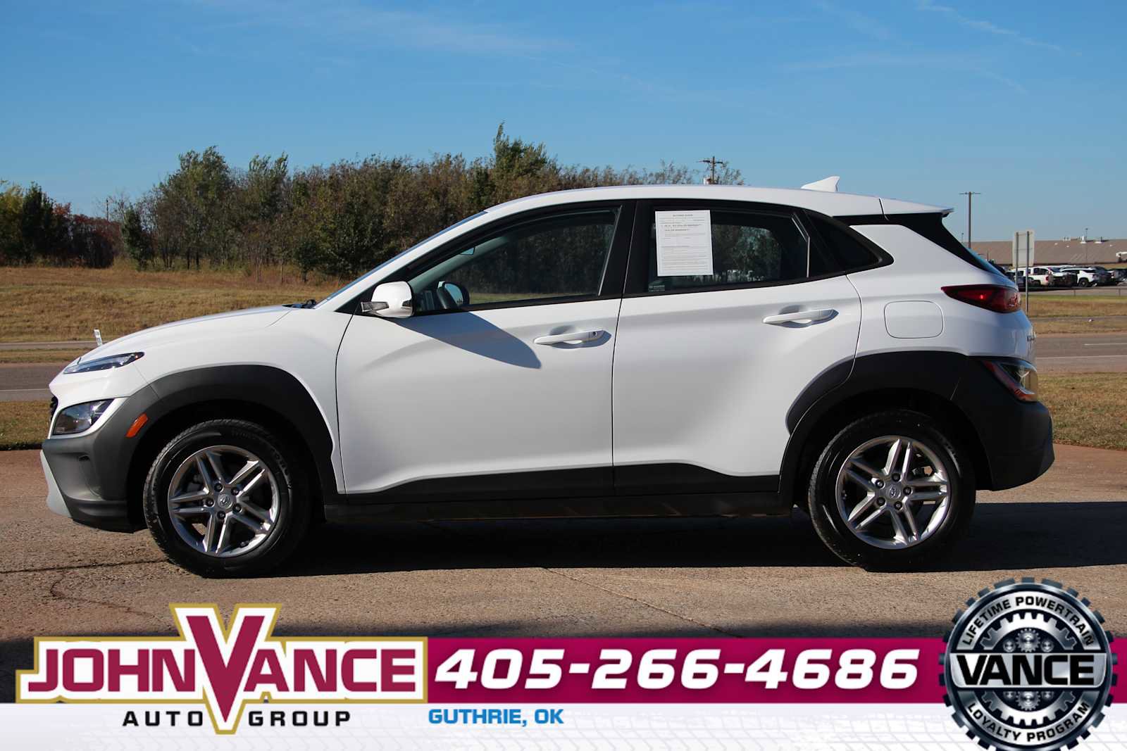 Used 2023 Hyundai Kona SE image 5