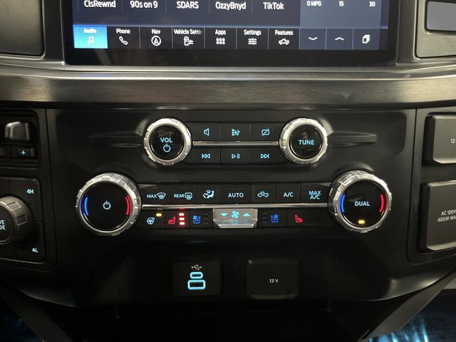 Used 2023 Ford F250 Lariat w/ Black Appearance Package image 21