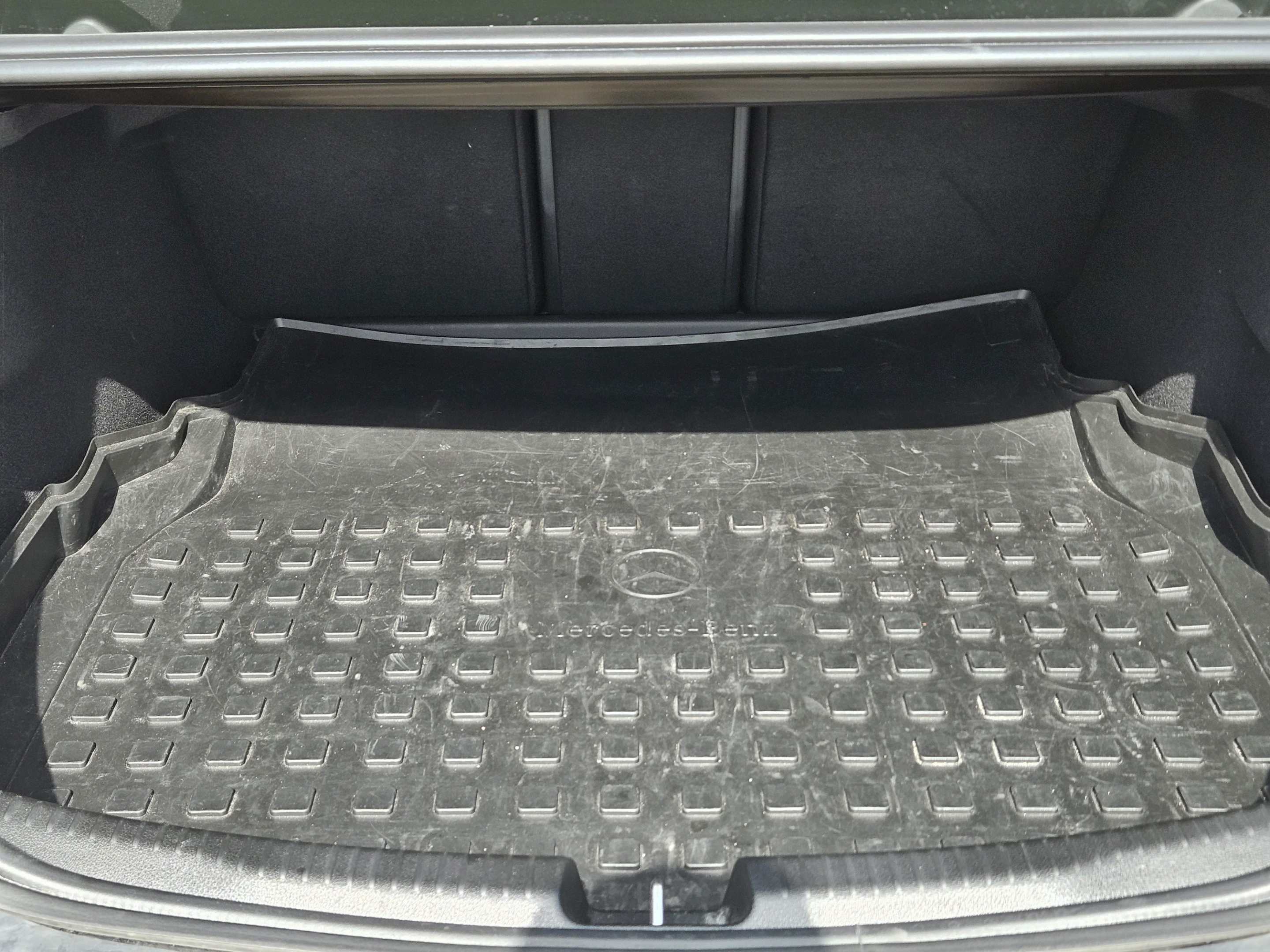 Certified 2025 Mercedes-Benz C 300 Sedan image 21