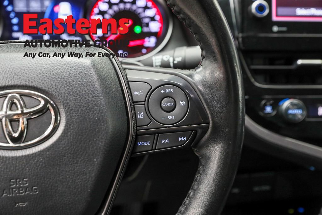 Used 2023 Toyota Camry XSE image 16