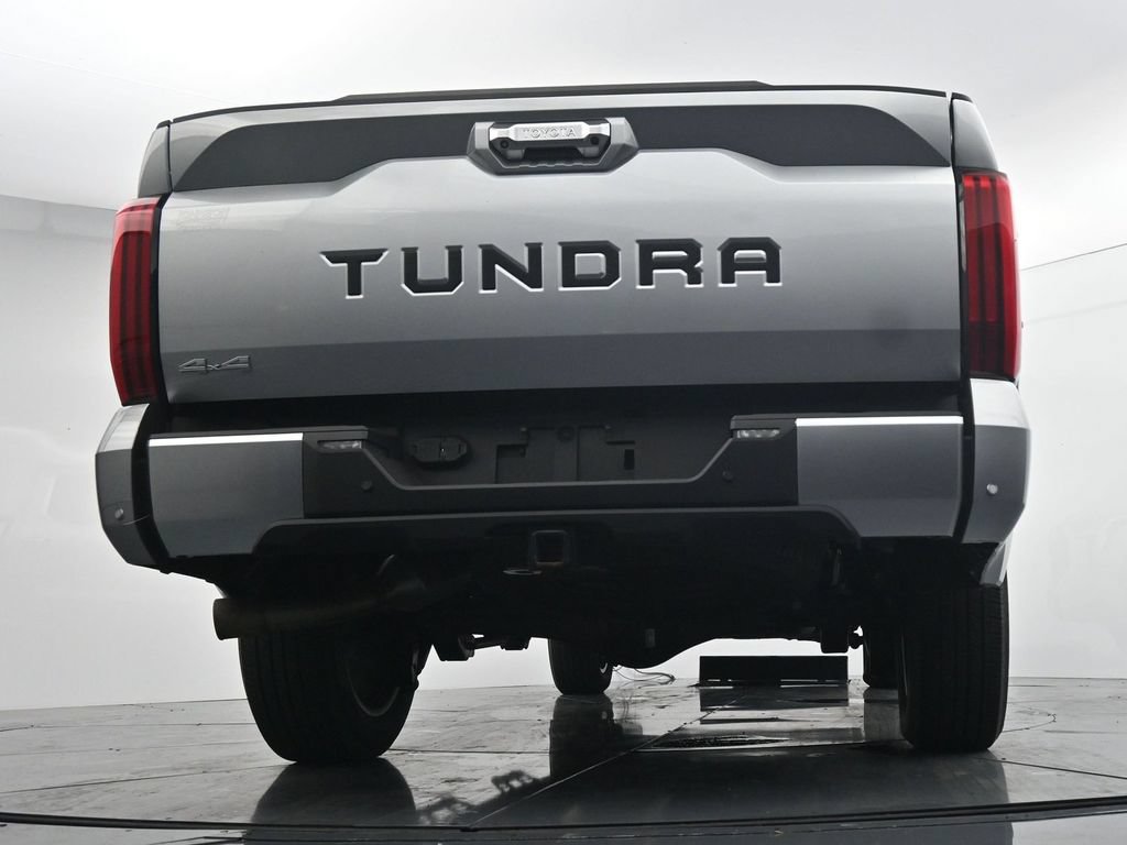 Used 2026 Toyota Tundra Limited AWD/4WD image 21