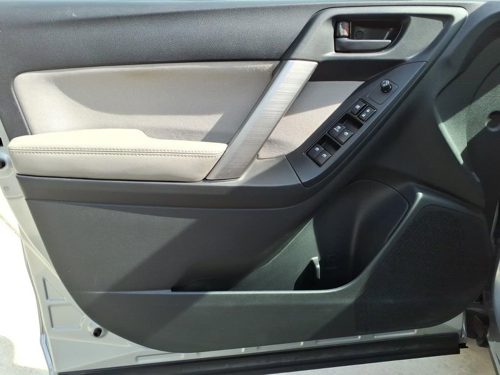 Used 2016 Subaru Forester 2.5i Premium w/ Popular Package #2 image 10