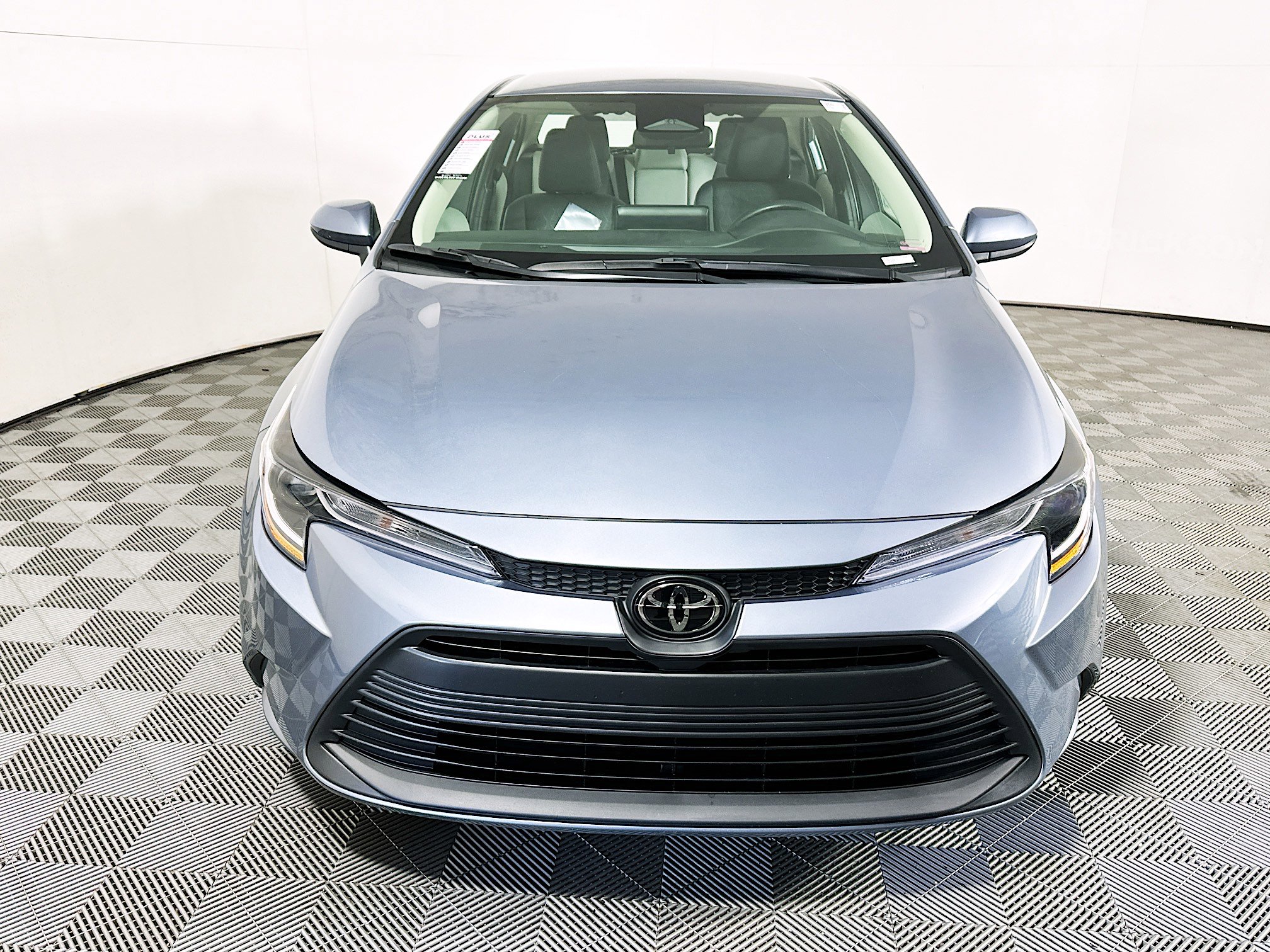 Used 2024 Toyota Corolla LE image 8