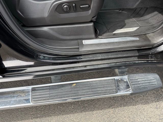 Used 2020 Chevrolet Silverado 3500 LTZ w/ LTZ Premium Package image 40
