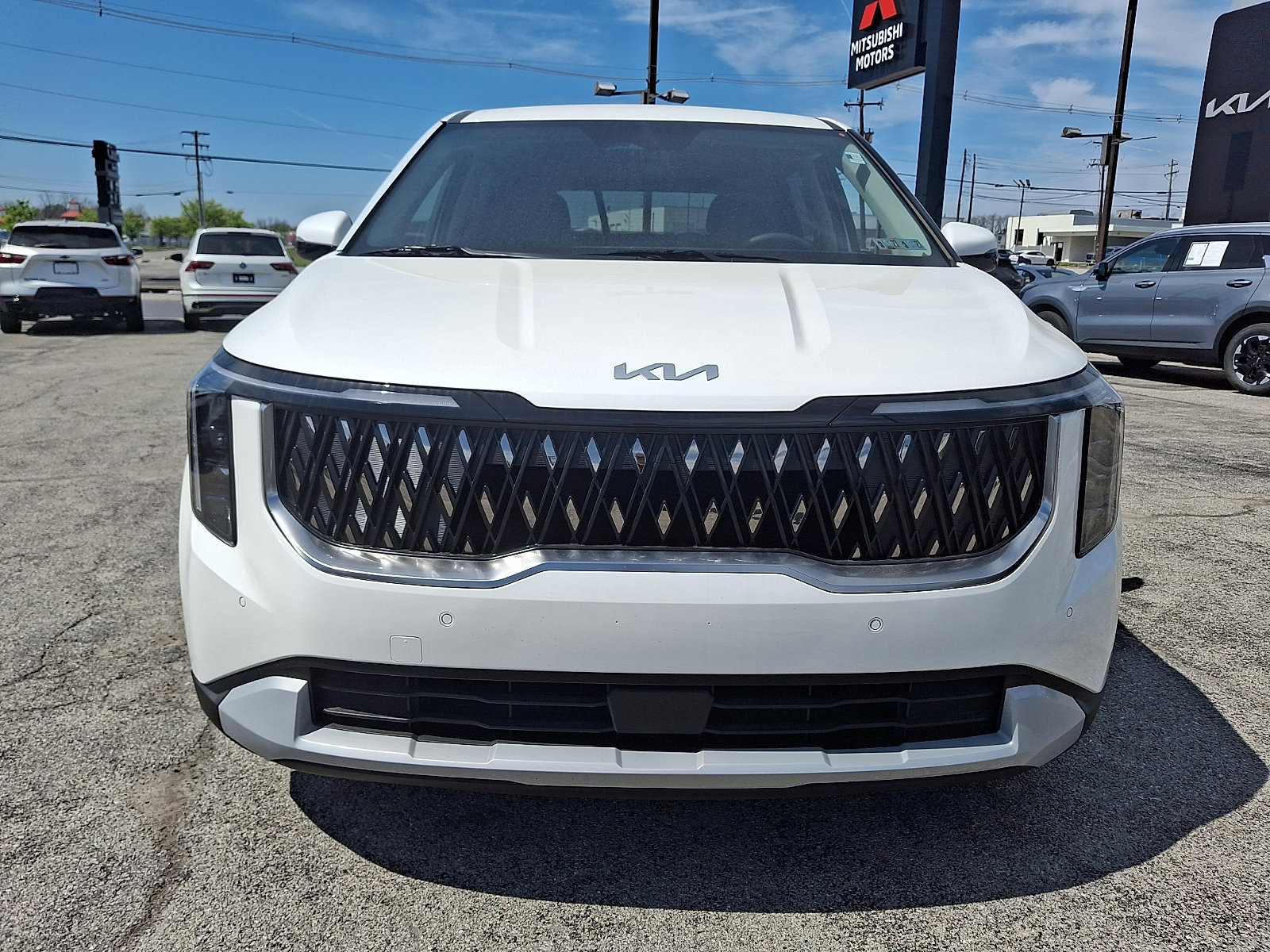 New 2026 Kia Carnival LX image 3