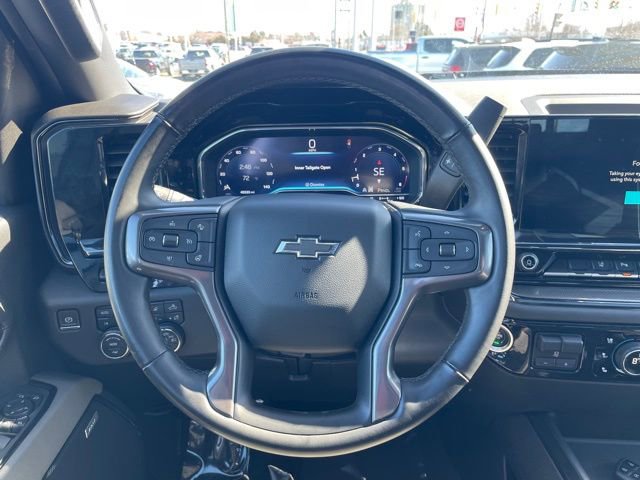 Used 2024 Chevrolet Silverado 2500 ZR2 w/ Technology Package AWD/4WD image 14