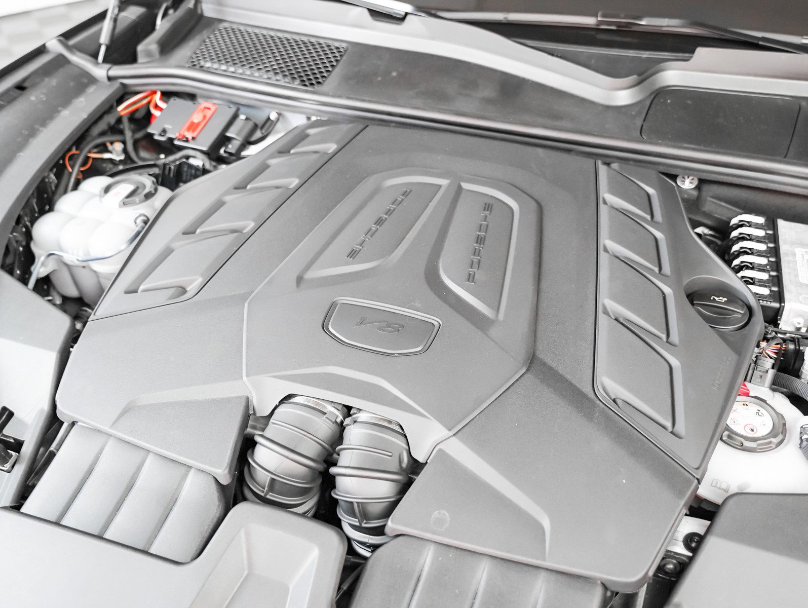 New 2026 Porsche Cayenne Turbo image 13
