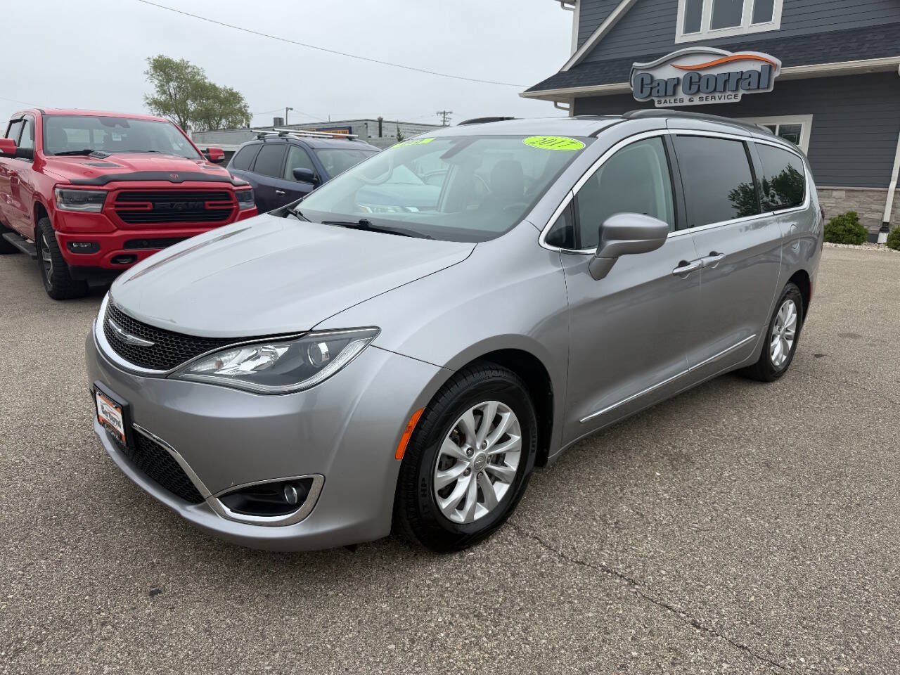 Used 2017 Chrysler Pacifica Touring-L