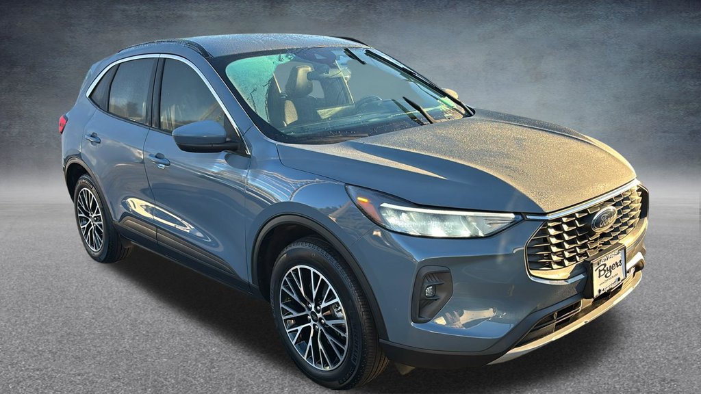 Used 2023 Ford Escape SE FWD image 3