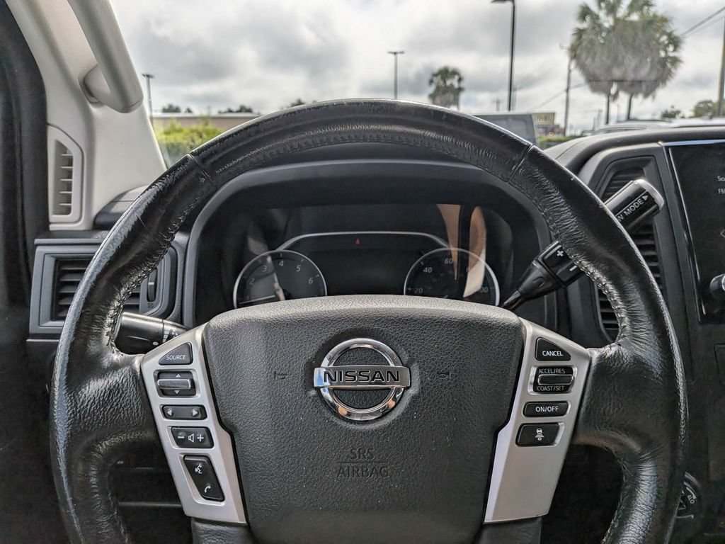 Used 2022 Nissan Titan SV w/ SV Convenience Package AWD/4WD image 20