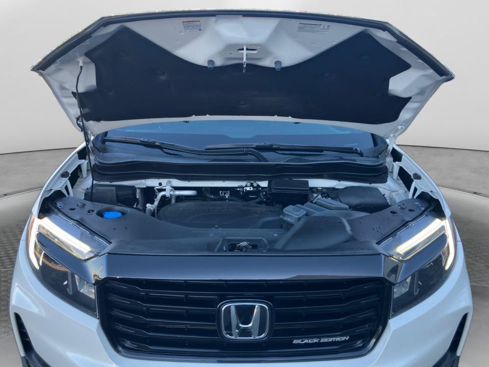 Certified 2023 Honda Ridgeline Black Edition image 16