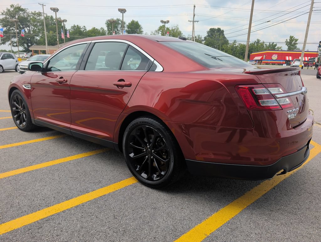Used 2014 Ford Taurus Limited w/ Equipment Group 301A AWD/4WD image 5