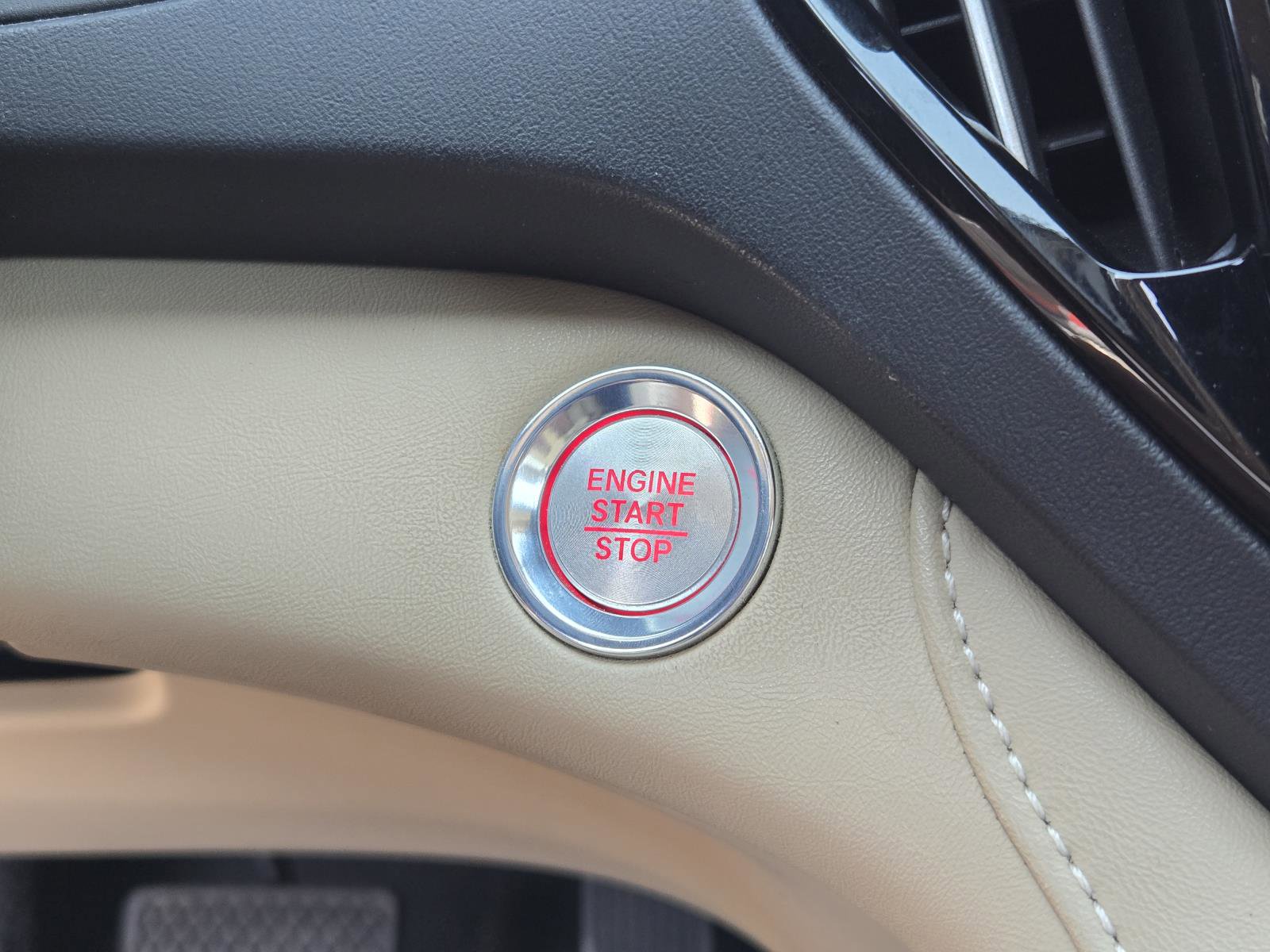 Used 2019 Acura RDX FWD w/ Advance Package image 10