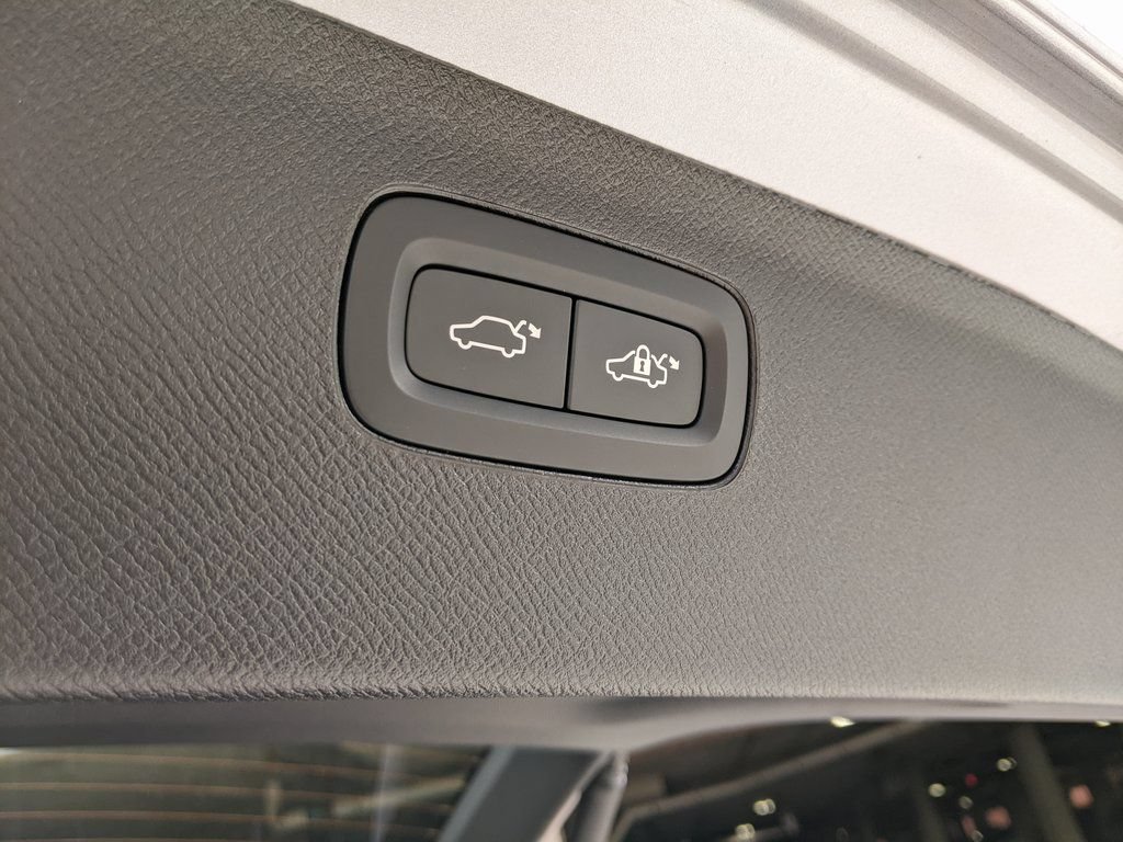 New 2026 Volvo XC90 B6 Ultra w/ Protection Package Premier AWD/4WD image 29