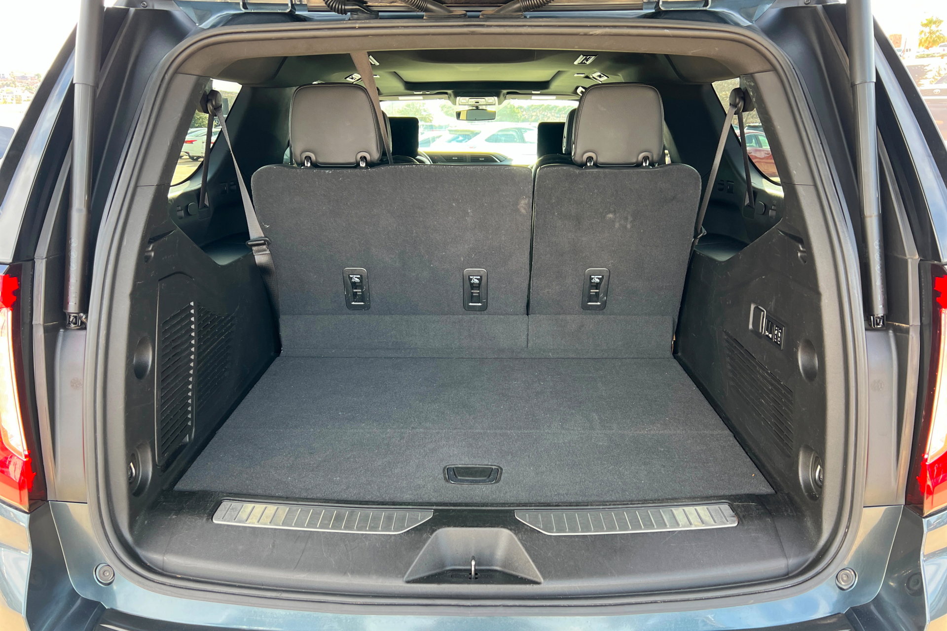 Used 2021 GMC Yukon XL Denali image 24