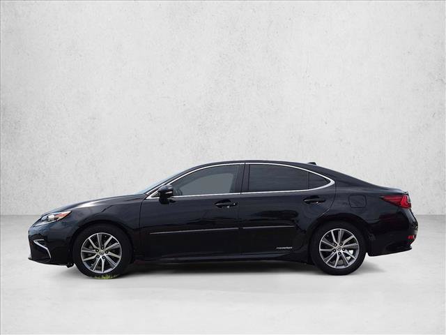 Used 2016 Lexus ES 300h w/ Luxury Package w/Wood Trim FWD image 9