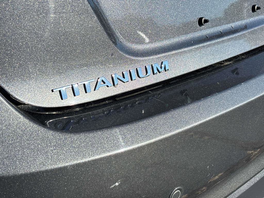 Used 2017 Ford Fiesta Titanium image 32