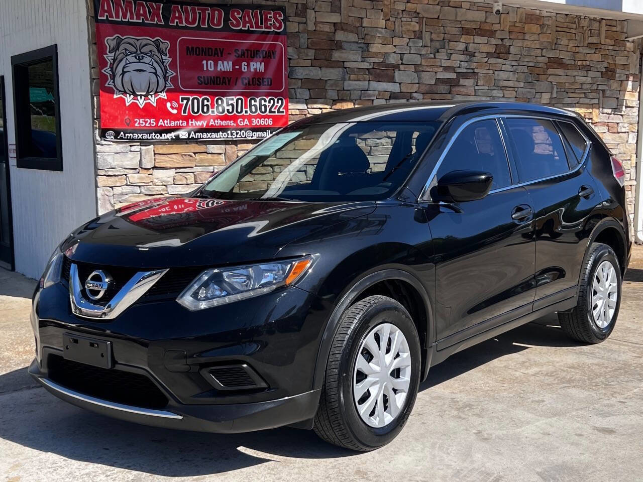 Used 2016 Nissan Rogue S image 2