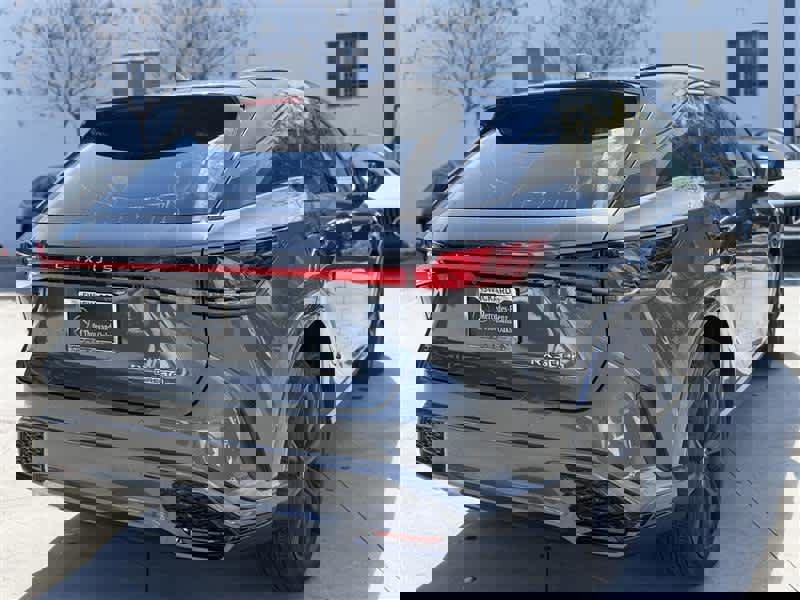 Used 2024 Lexus RX 500h F Sport w/ Convenience Package image 5