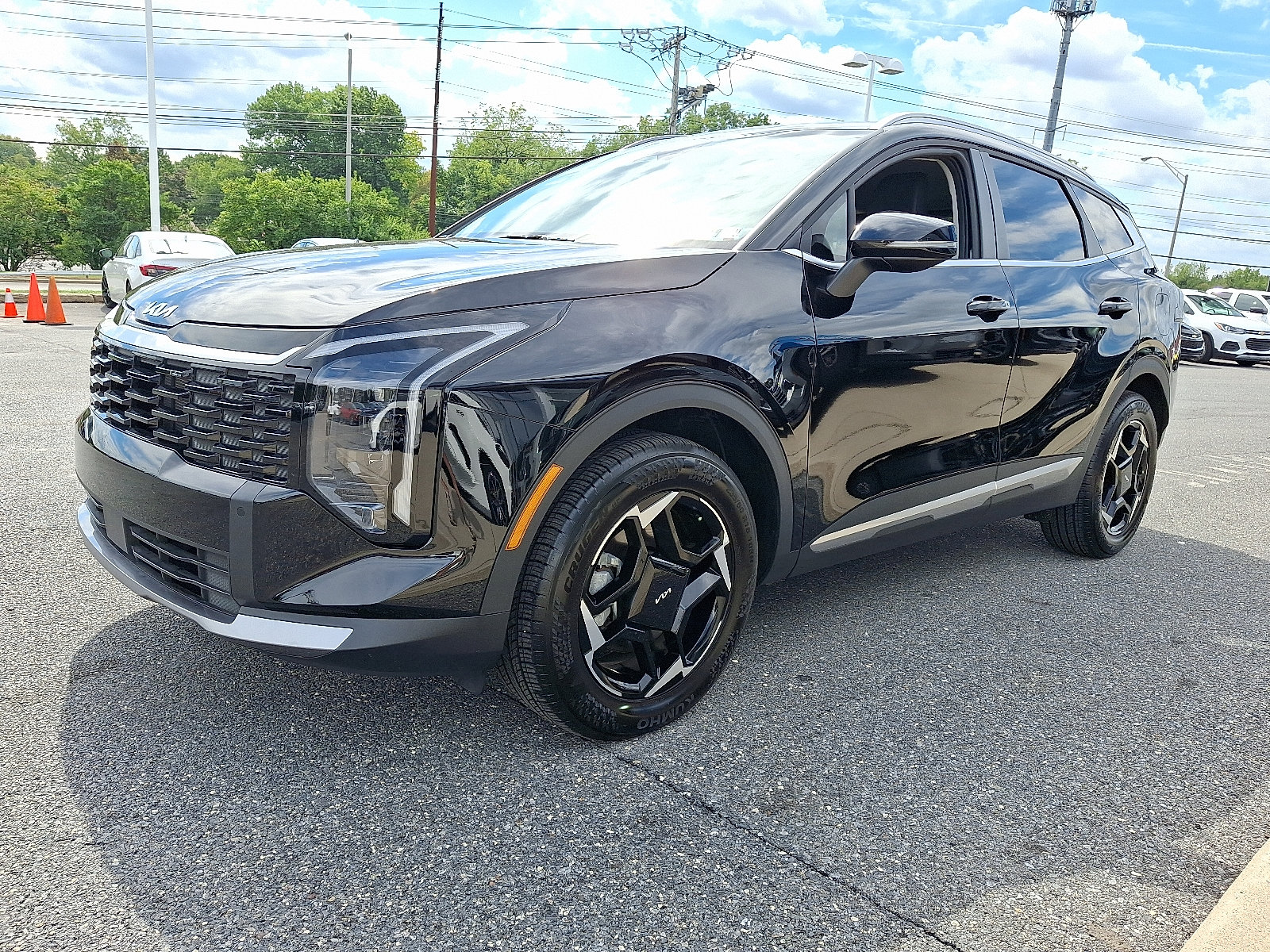 Used 2026 Kia Sportage EX AWD/4WD image 3