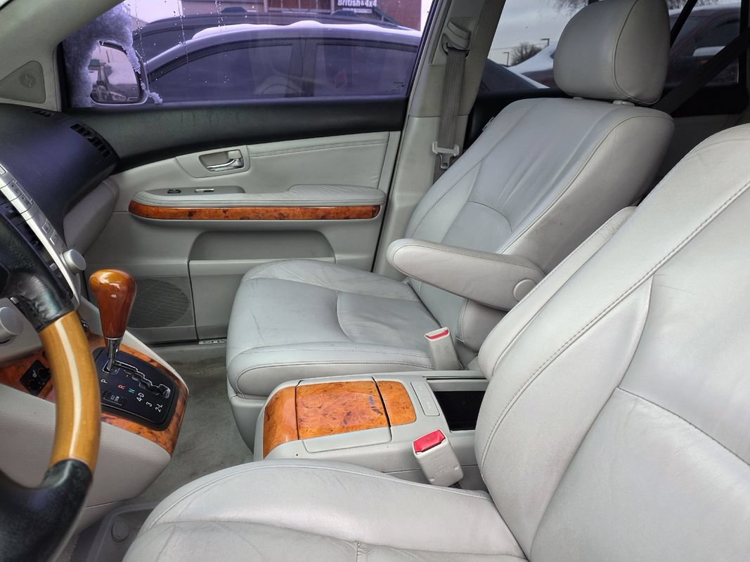 Used 2005 Lexus RX 330 AWD w/ Premium Plus Pkg image 13