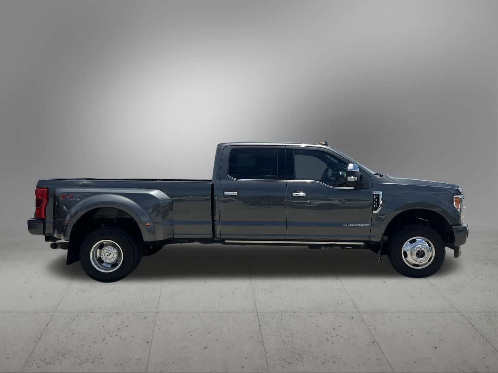 Used 2019 Ford F350 Platinum w/ Platinum Ultimate Package AWD/4WD image 14
