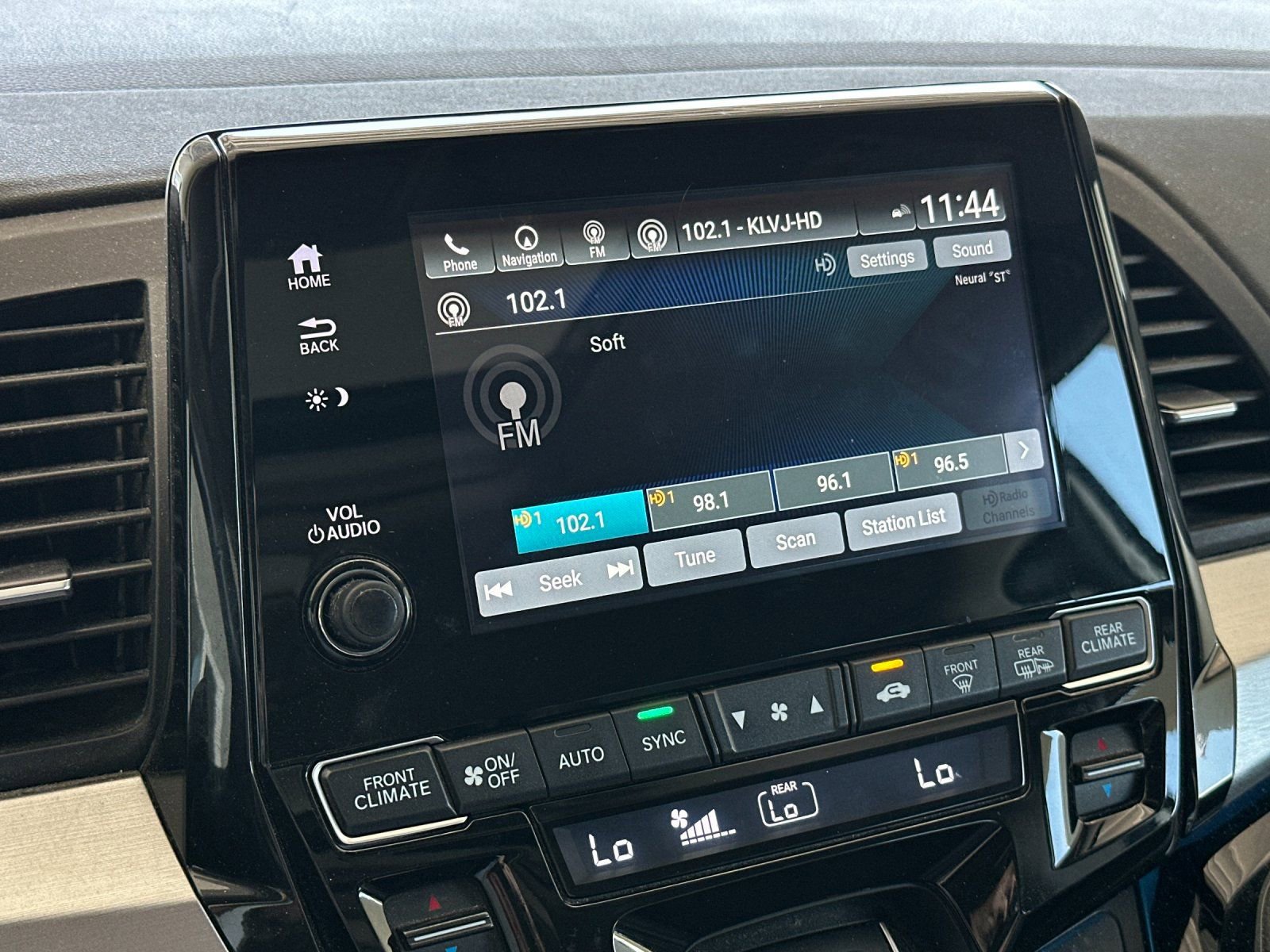 Used 2020 Honda Odyssey Elite image 19