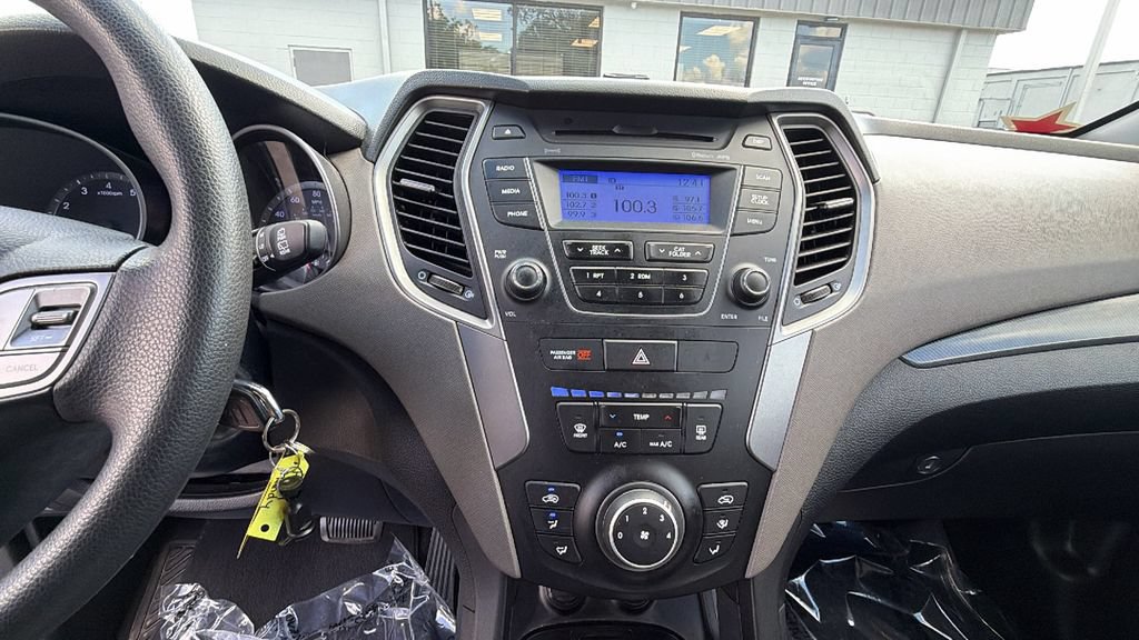 Used 2015 Hyundai Santa Fe Sport AWD/4WD image 19