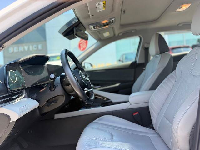 Used 2024 Hyundai Elantra Limited FWD image 17