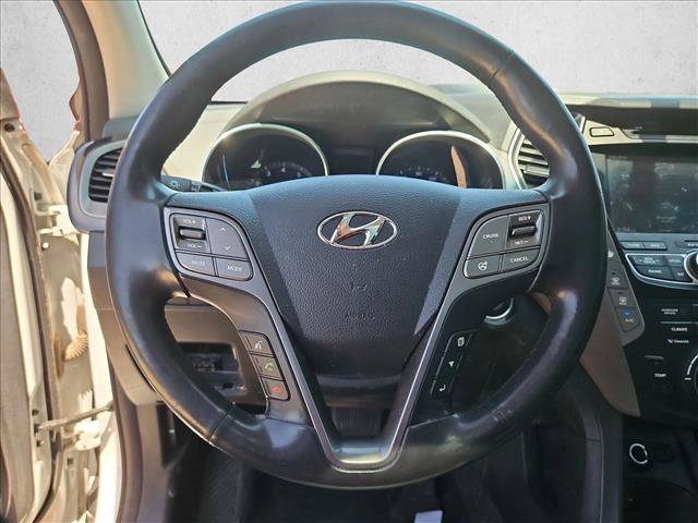 Used 2016 Hyundai Santa Fe Limited w/ Option Group 04 FWD image 13