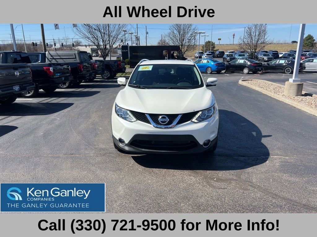 Used 2017 Nissan Rogue Sport SL image 4
