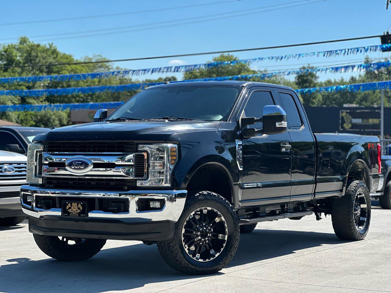 Used 2019 Ford F350 XLT w/ XLT Value Package AWD/4WD image 3
