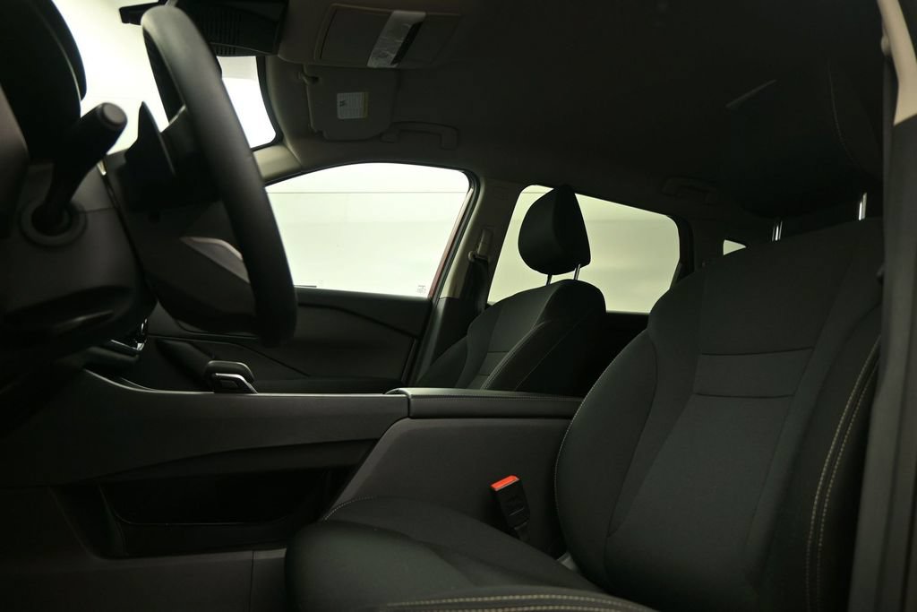 Used 2026 Nissan Rogue S FWD image 14