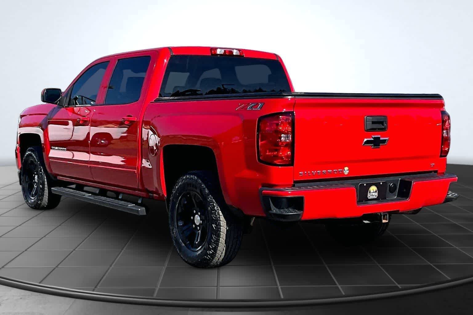 Used 2018 Chevrolet Silverado 1500 LT w/ All Star Edition AWD/4WD image 4