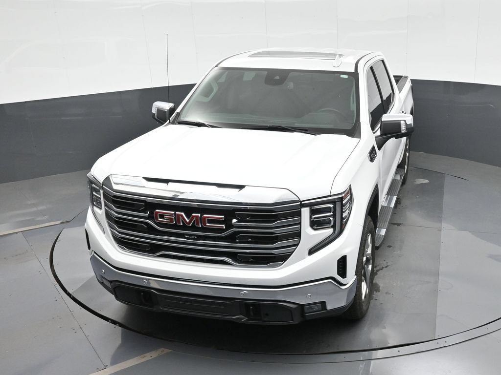 Used 2024 GMC Sierra 1500 SLT w/ SLT Premium Plus Package AWD/4WD image 33