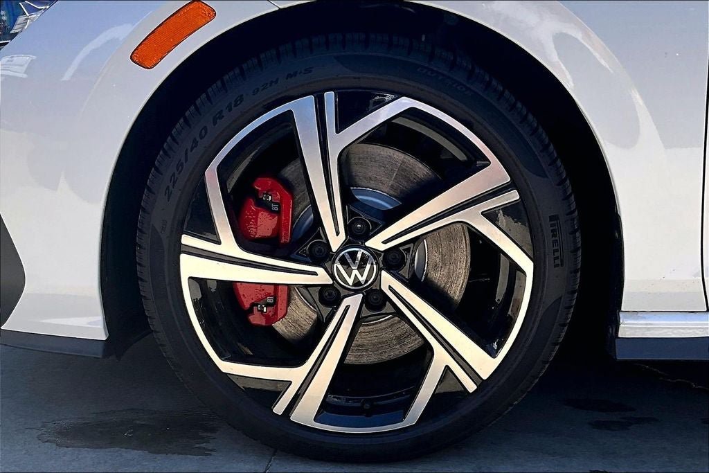 New 2026 Volkswagen GTI SE FWD image 8
