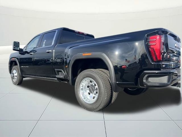 New 2026 GMC Sierra 3500 Denali w/ Denali Reserve Package image 3