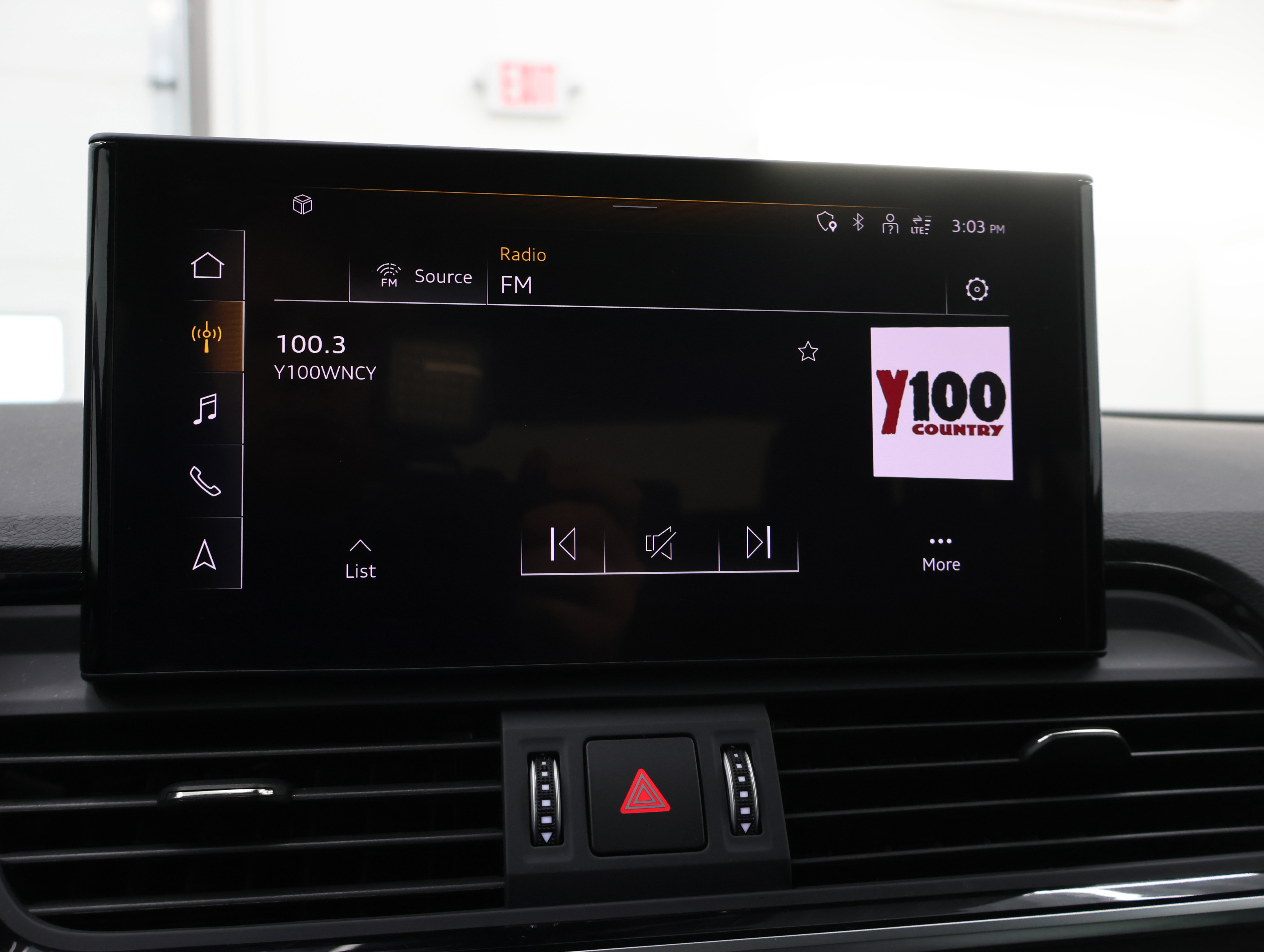 Used 2025 Audi Q5 2.0T Premium image 11