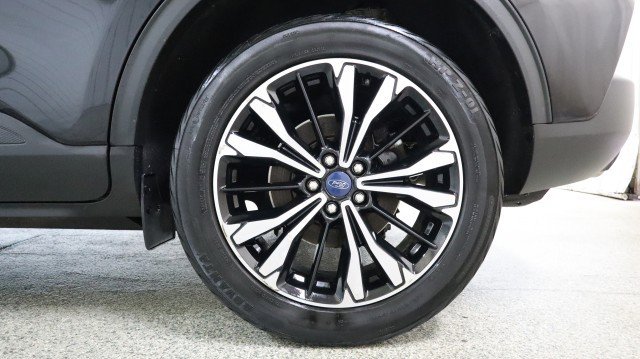 Used 2021 Ford Escape SE w/ SE Sport Appearance Package AWD/4WD image 21