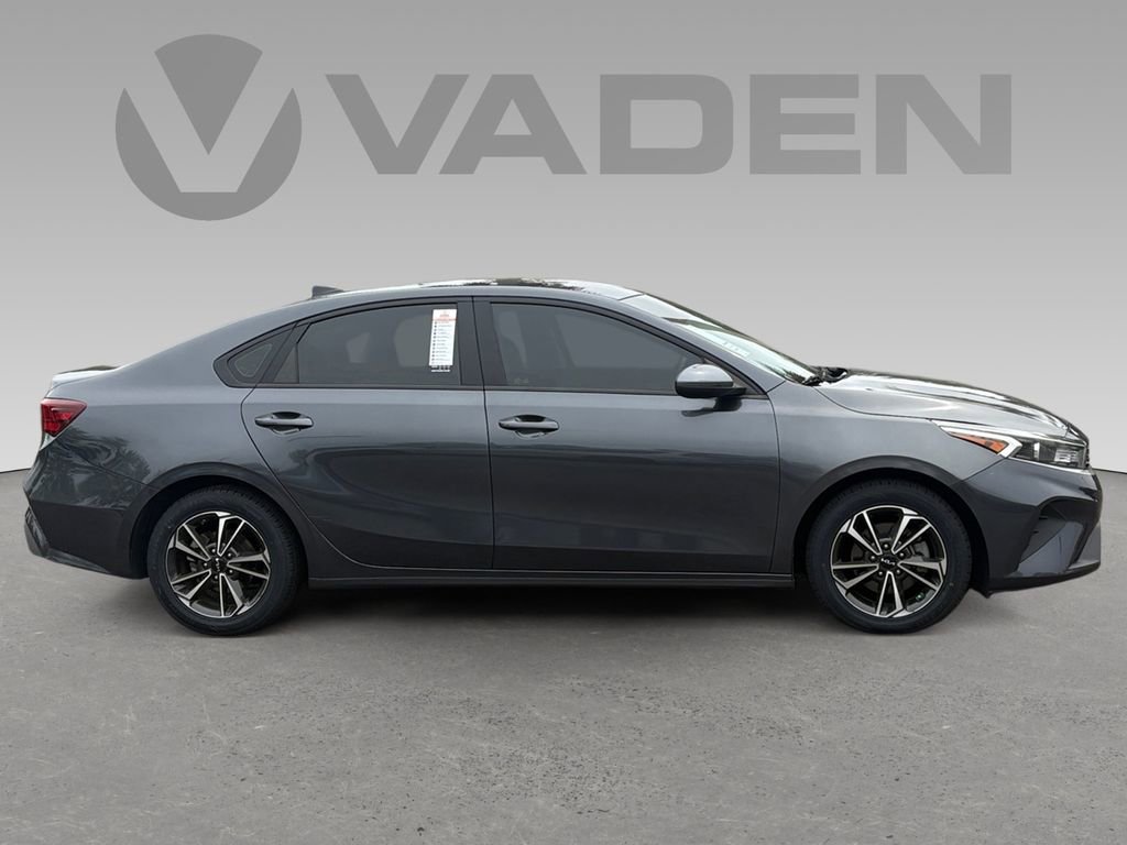 Used 2024 Kia Forte LXS image 7