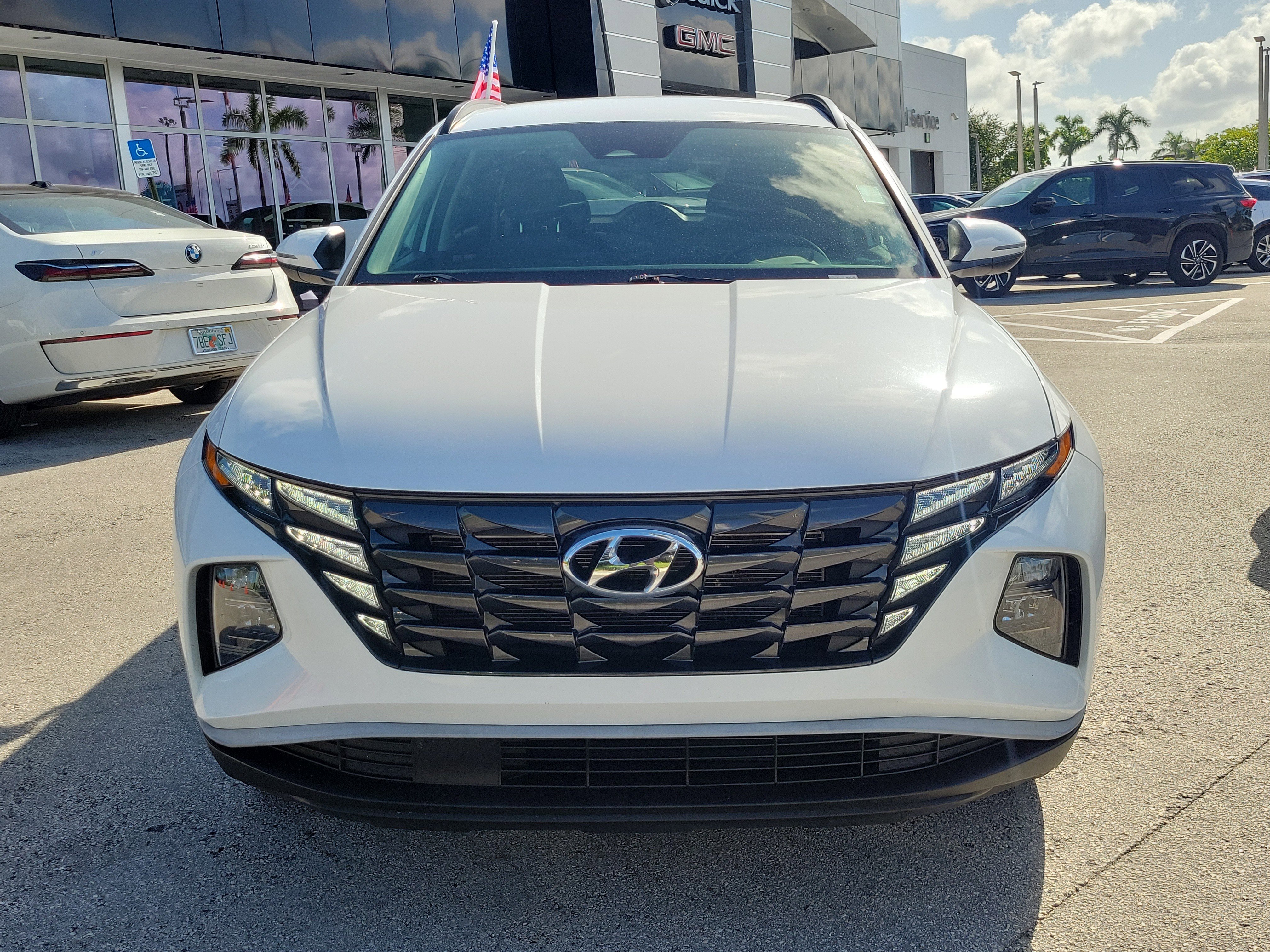 Used 2022 Hyundai Tucson SEL w/ Cargo Package image 2