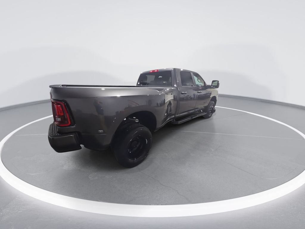 Used 2026 RAM 3500 Big Horn AWD/4WD image 8