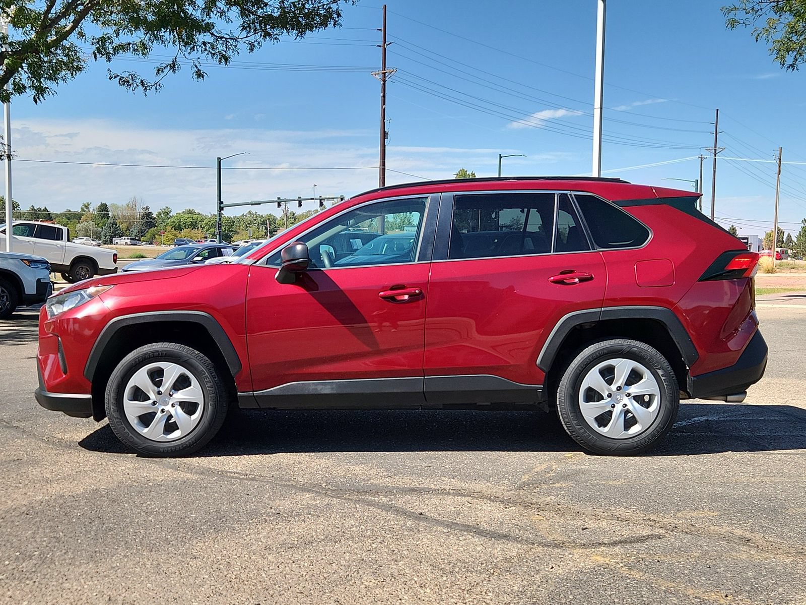 Used 2020 Toyota RAV4 LE w/ Carpet Mat Package AWD/4WD image 2