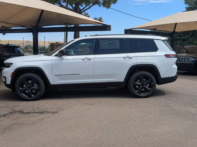 New 2025 Jeep Grand Cherokee L Limited w/ Black Appearance Package image 5