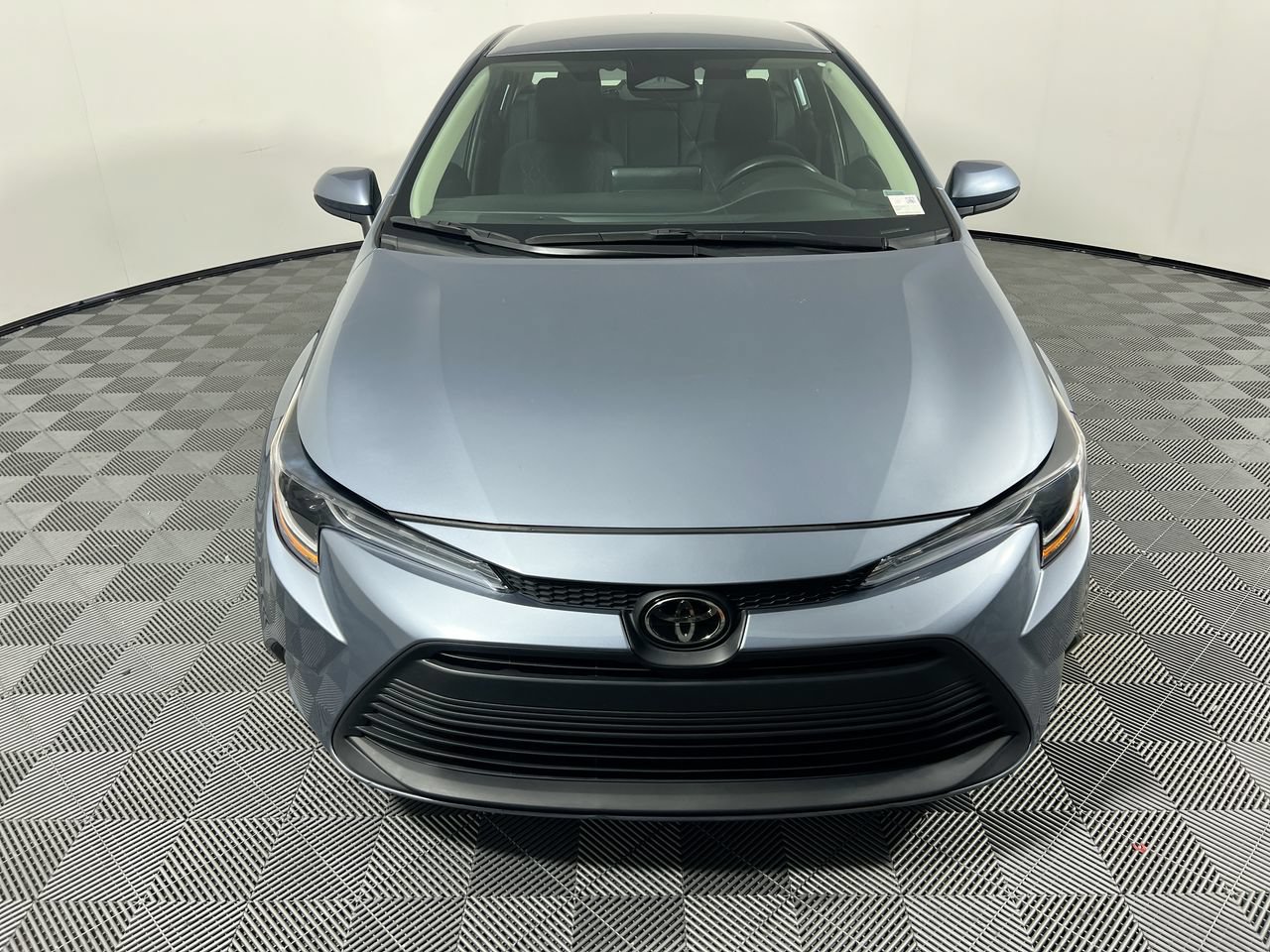 Used 2024 Toyota Corolla LE FWD image 8