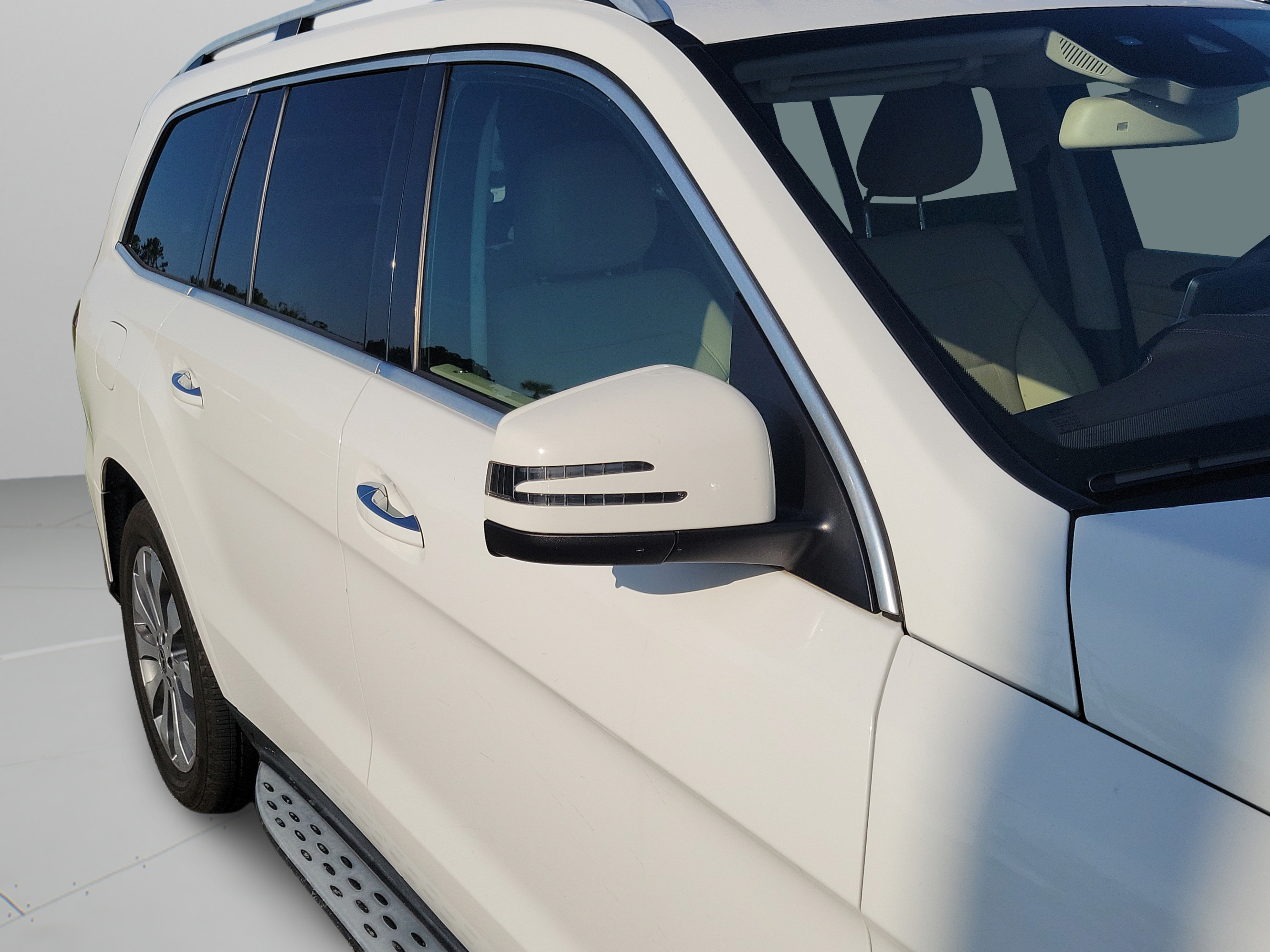 Used 2017 Mercedes-Benz GLS 450 4MATIC w/ Premium Package image 17