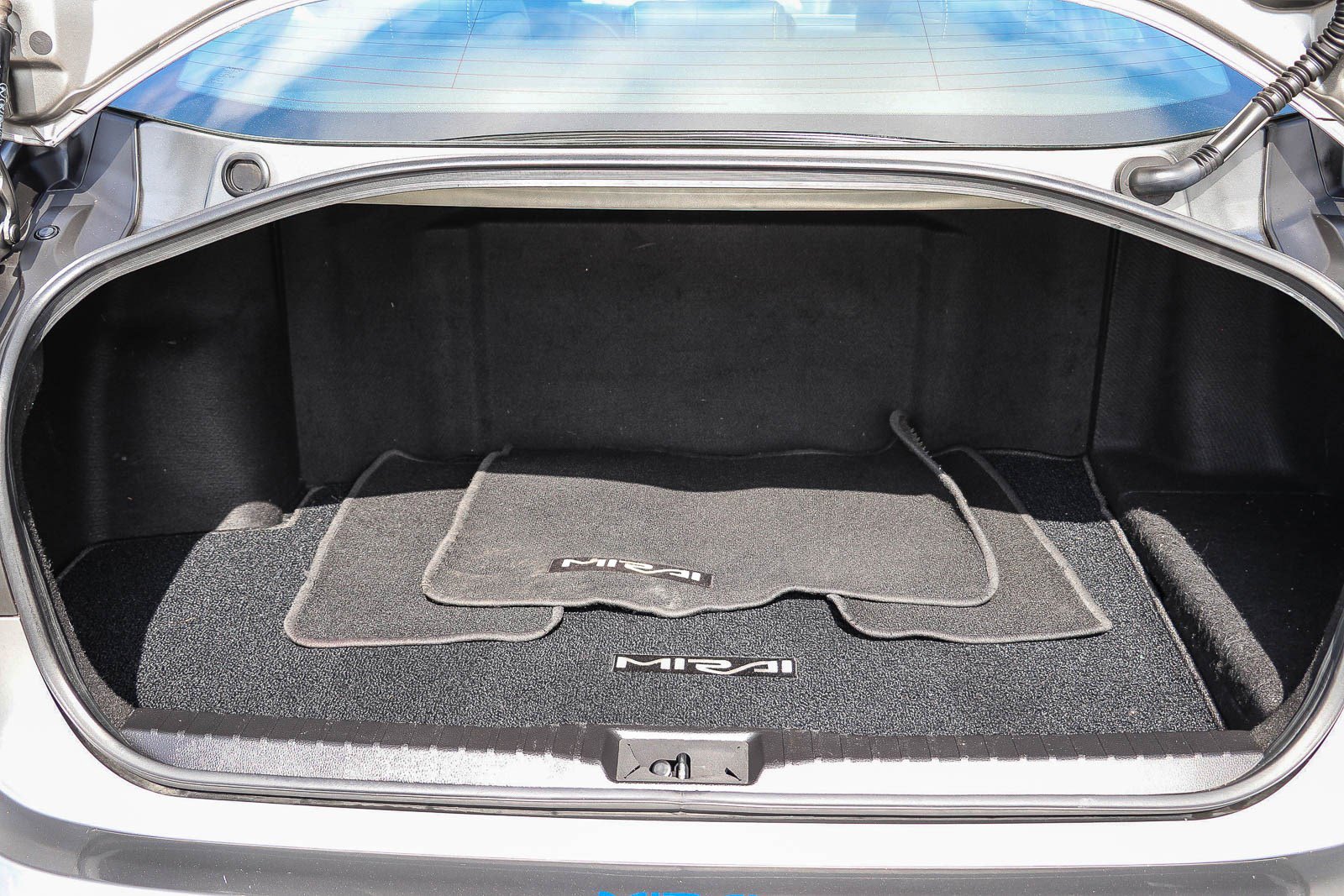 Certified 2021 Toyota Mirai XLE w/ Advanced Technology Package image 26