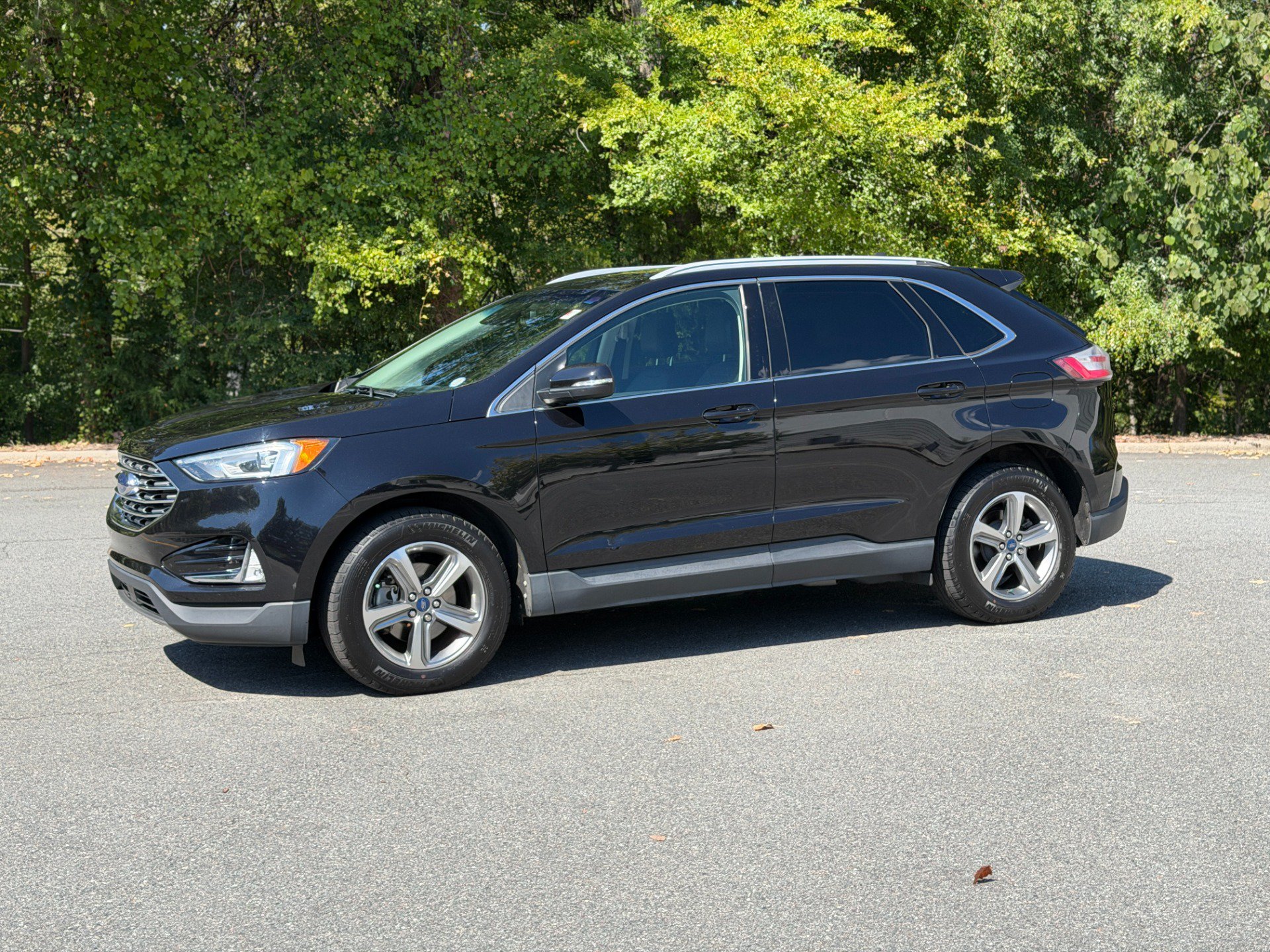 Used 2020 Ford Edge SEL w/ Convenience Package FWD image 5
